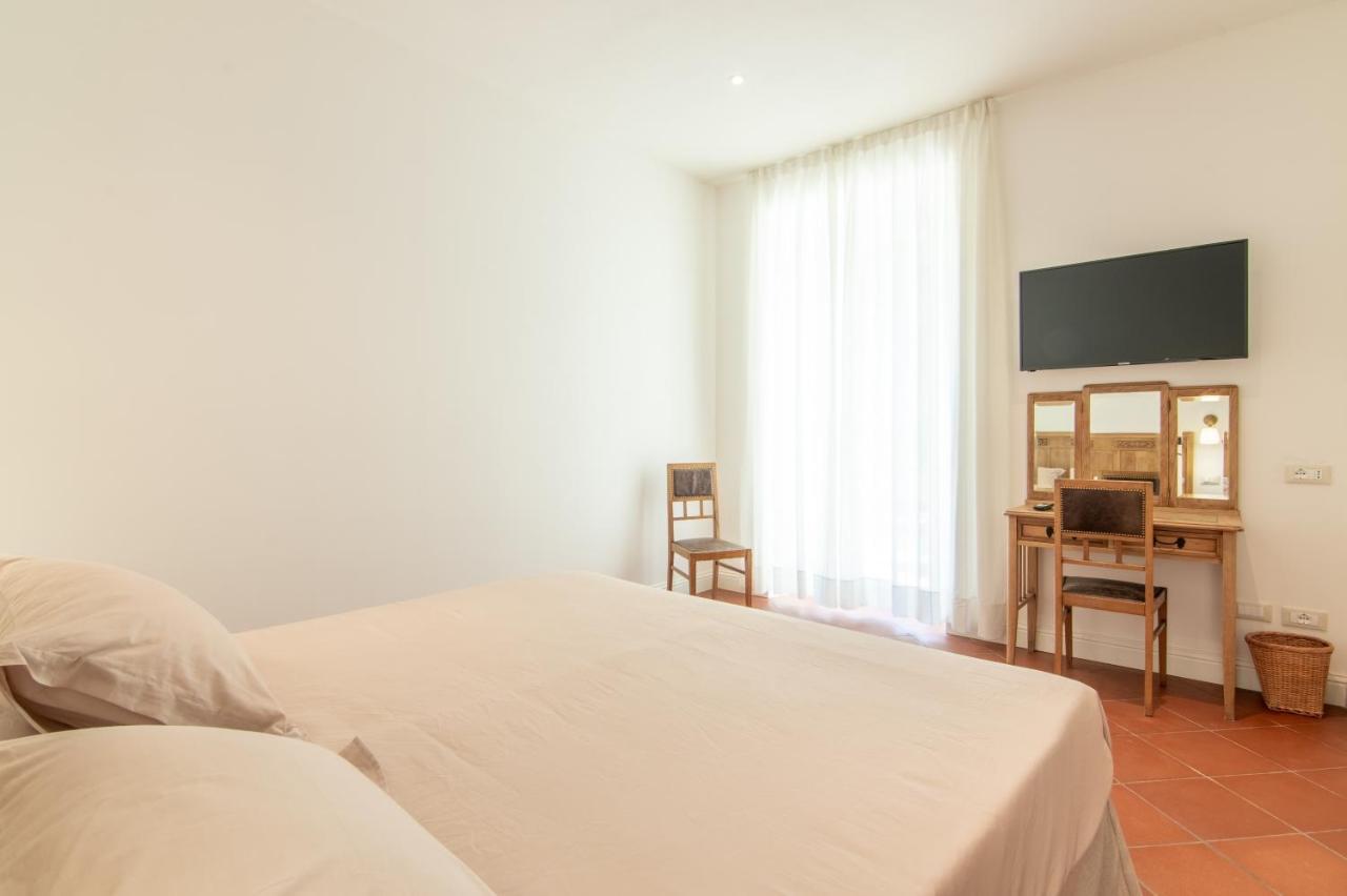 B&B Villa Eden Jacuzzi Pool 多马索 外观 照片
