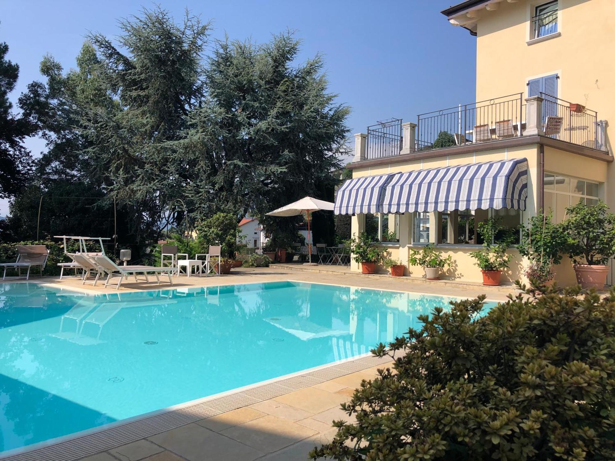 B&B Villa Eden Jacuzzi Pool 多马索 外观 照片